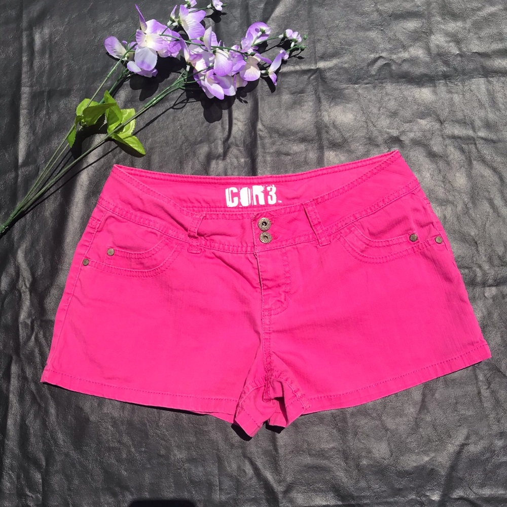 juniors pink shorts size 10 in excellent condition
